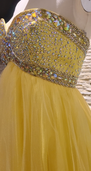 Tony Bowls Strapless Chrystal Cocktail Dress. - Picture 3 of 7